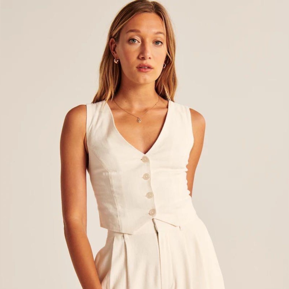 Abercrombie & Fitch White Linen Blend Vest Top